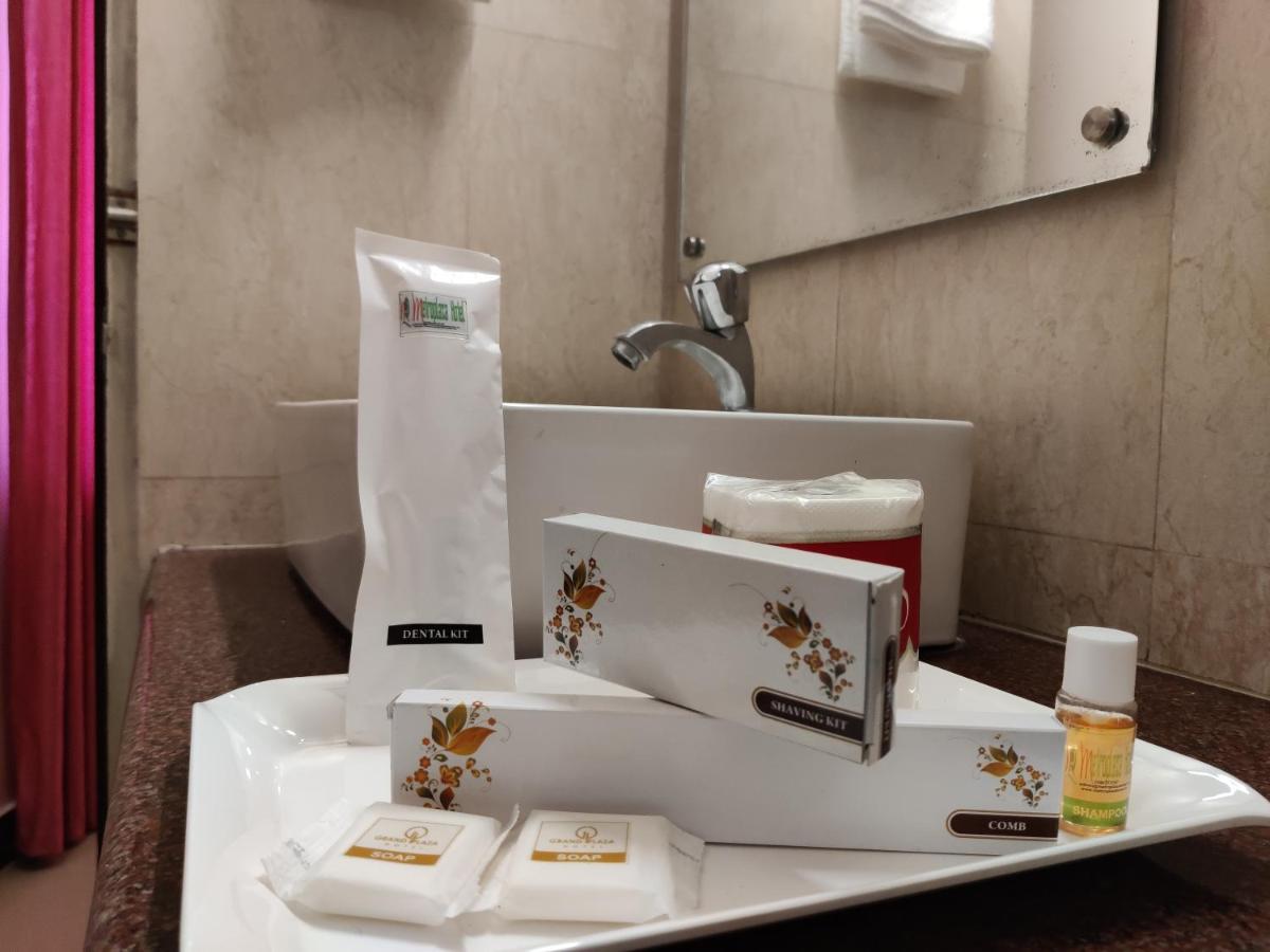 Metro Plaza Hotel By Rak Rooms, Mangaluru Bagian luar foto