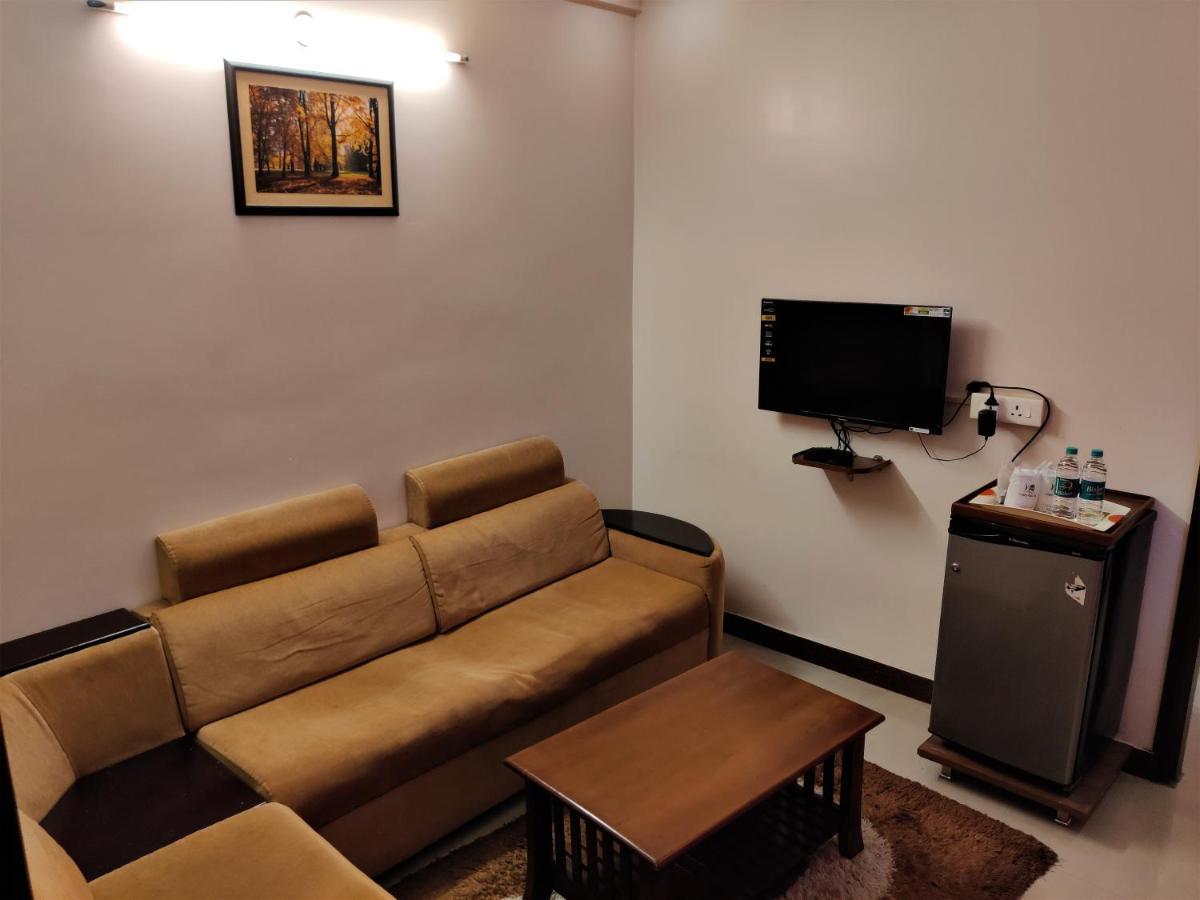 Metro Plaza Hotel By Rak Rooms, Mangaluru Bagian luar foto