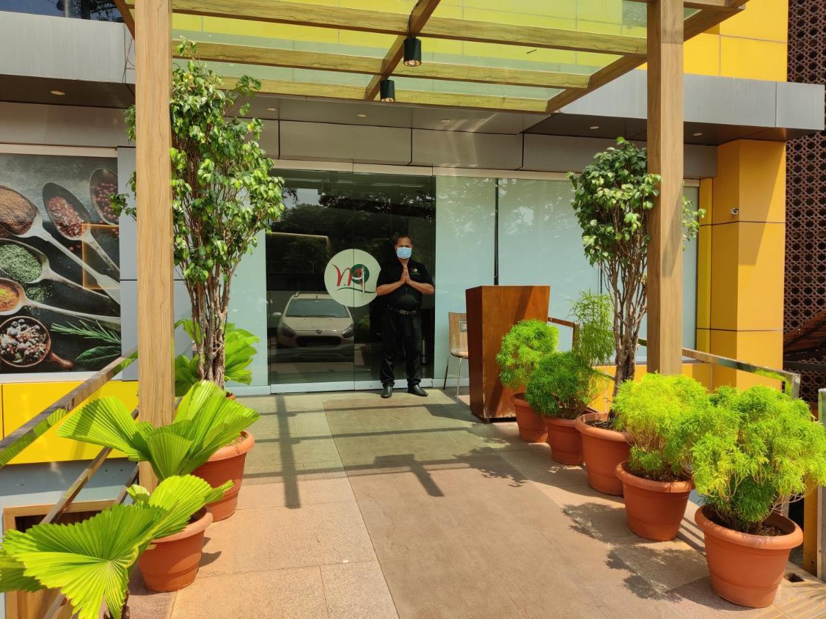 Metro Plaza Hotel By Rak Rooms, Mangaluru Bagian luar foto